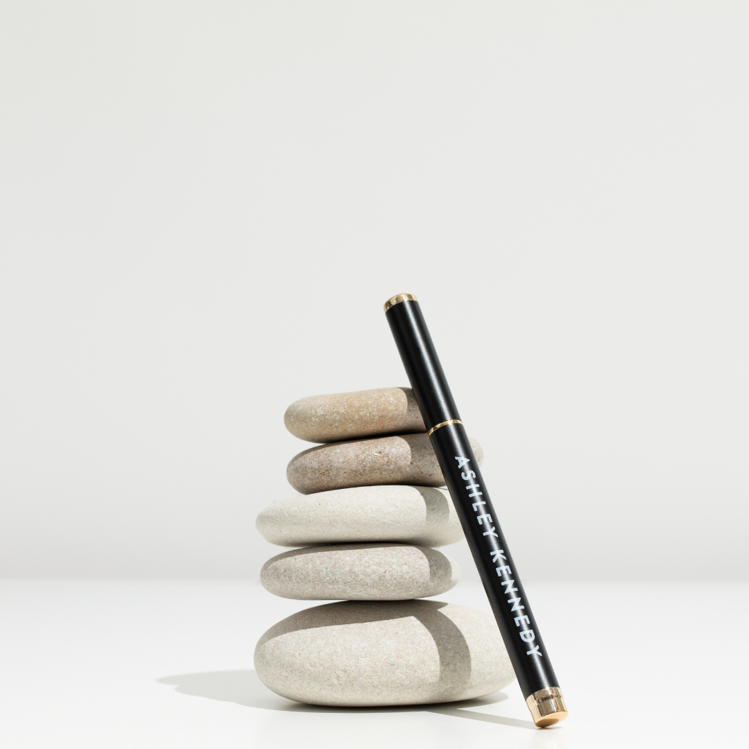 The Perfect Pair 2-IN-1 Lash Adhesive & Eyeliner Pen